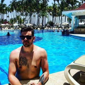 Meet your Posher, Cameron